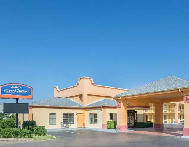 Howard Johnson by Wyndham Vicksburg