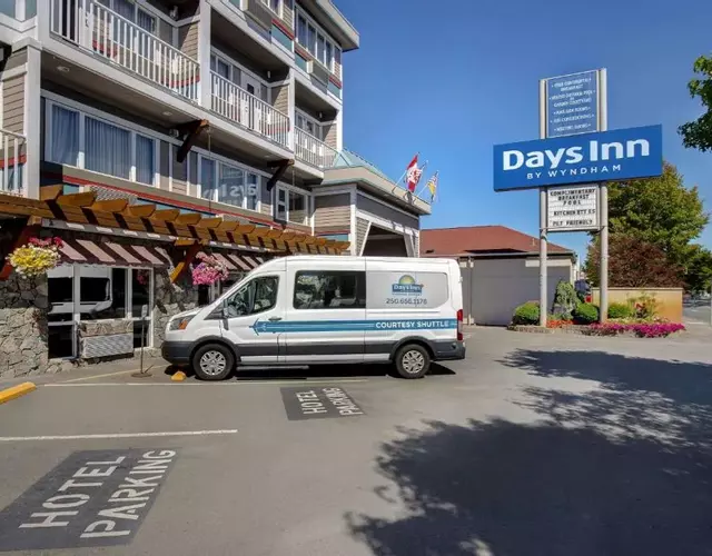 Days Inn by Wyndham Victoria Airport Sidney