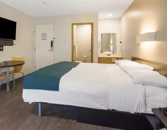 Motel 6-Saanichton, BC - Victoria Airport