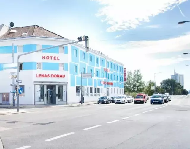 Lenas Donau Hotel