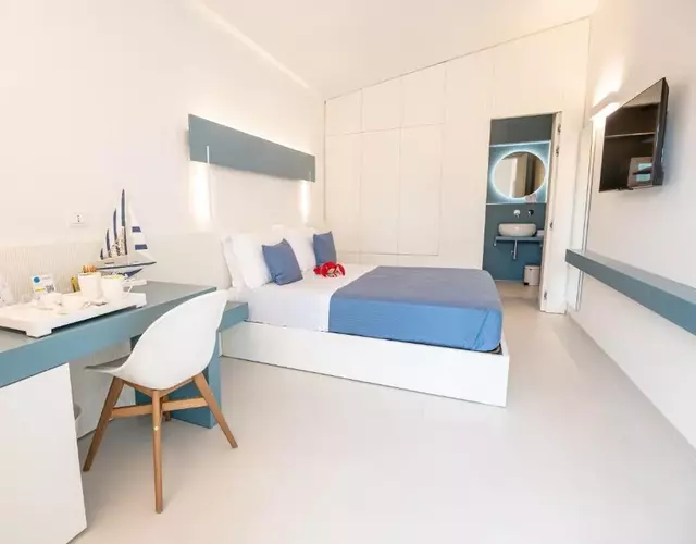 Sant'Elia Deluxe Rooms