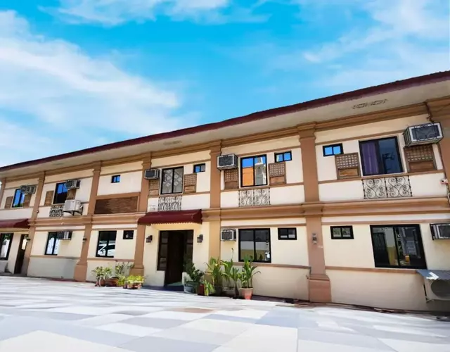 Dy Heritage Suites