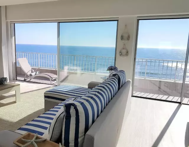 Blue Sea Apartment