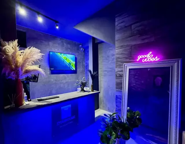 Zyan Rooms