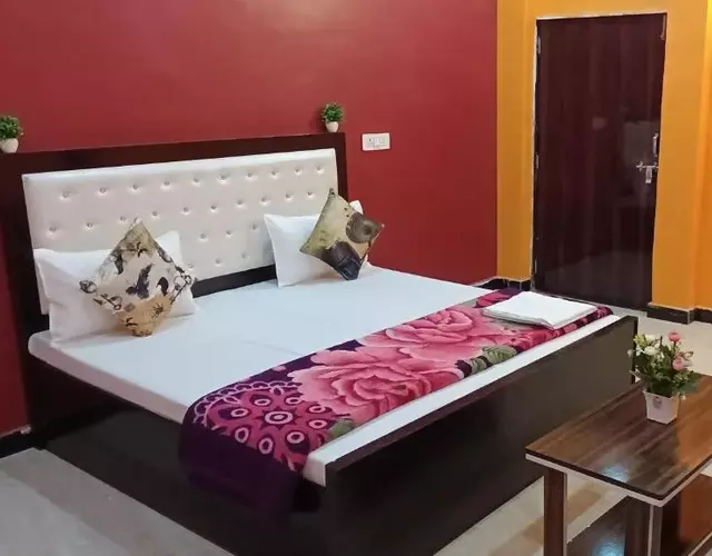 ATULYAM STAYs VRINDAVAN