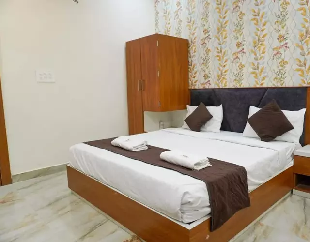 Goyal Hoteliers - Vrindavan