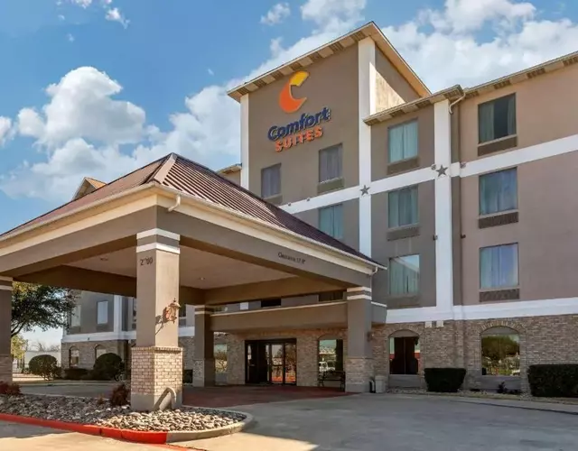 Comfort Suites Waco Near University Area
