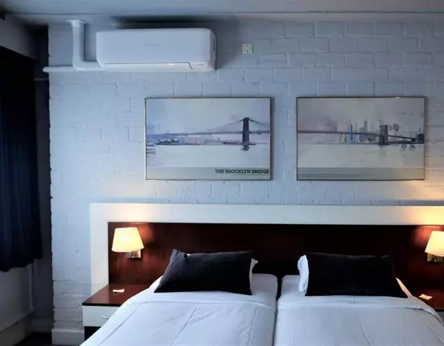 Apollo Hotel