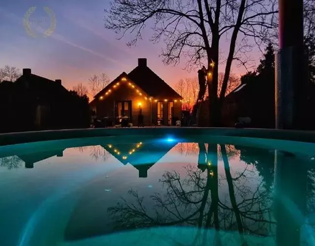 Goldenescape 6P Vip huis met Royale tuin en hottub 110