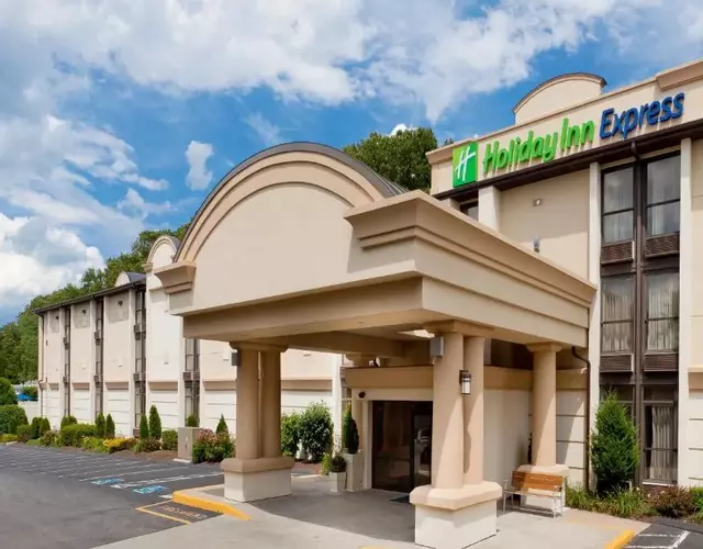 Holiday Inn Express Southington by IHG