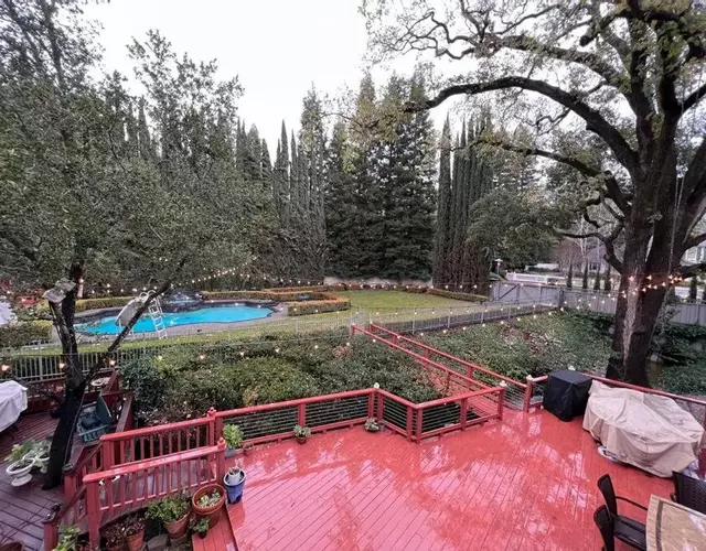 Beautiful New Loft with Spectacular Outdoor Spaces