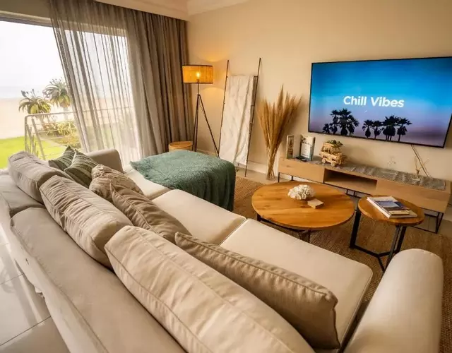 Deja Blue Beachfront Villa, Newly renovated