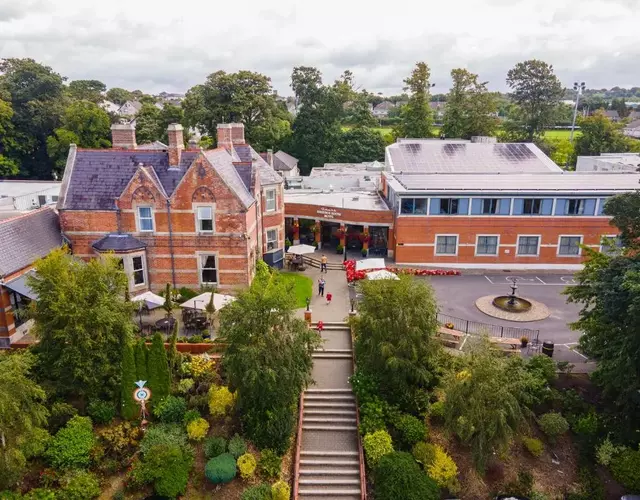 Brandon House Hotel