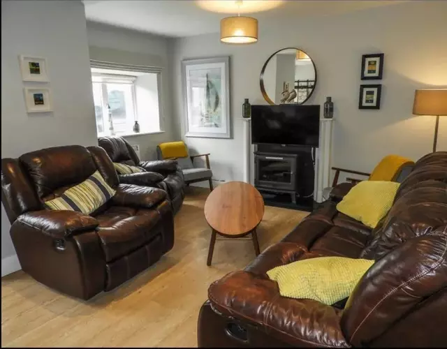 Cheerful 3 bed in the heart of Fethard village