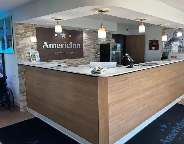 AmericInn by Wyndham Mosinee Central Wisconsin Airport