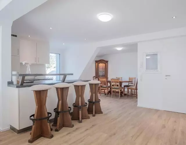 Neusaniertes 3Familienhaus am Bahnhof Wyhlen 7Min von Basel CH