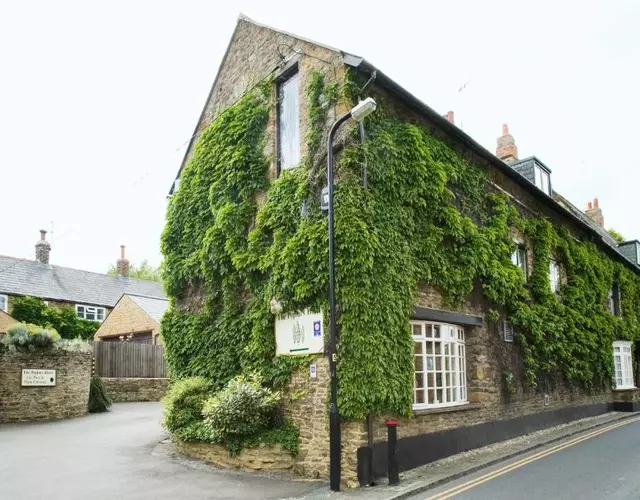 The Poplars Moulton