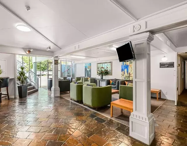 The Angus Hotel