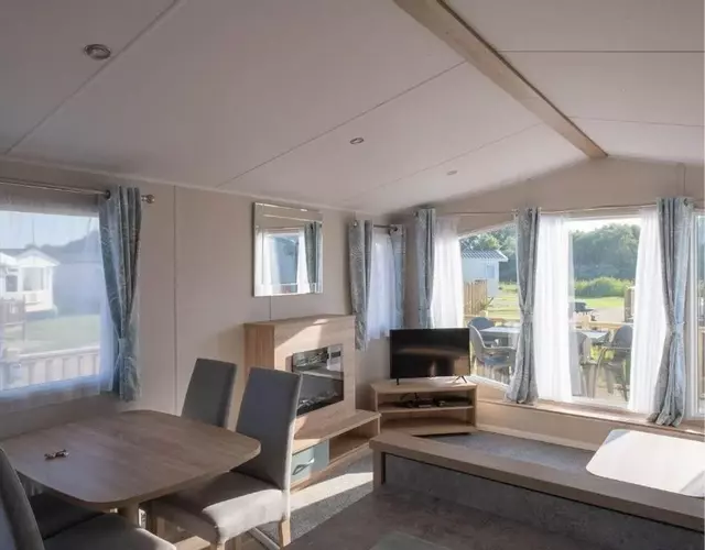 Pinewoods Beach no.2 - sleeps 6 – no dogs