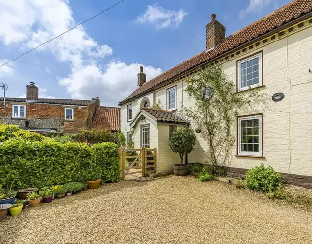 The old pub in Docking