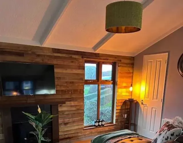 Woodside Lodge, Weybourne, Holt