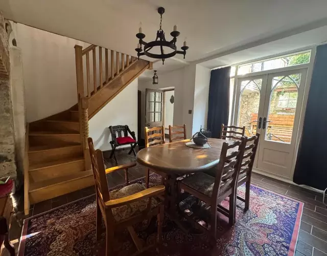 Seven Sisters, Glastonbury