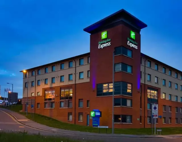 Holiday Inn Express London Luton Airport by IHG