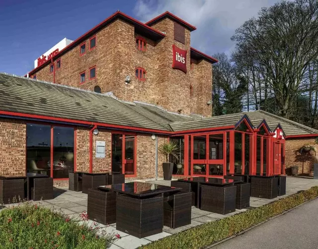 Ibis London Luton Airport