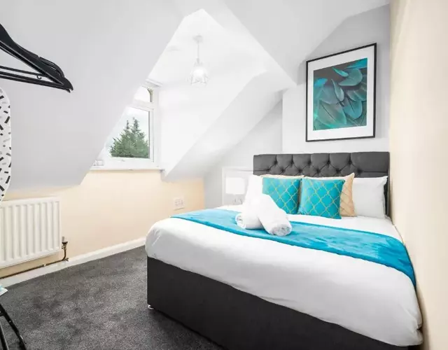 1 Bed Apartment - West Bromwich - On Street Parking - WBC