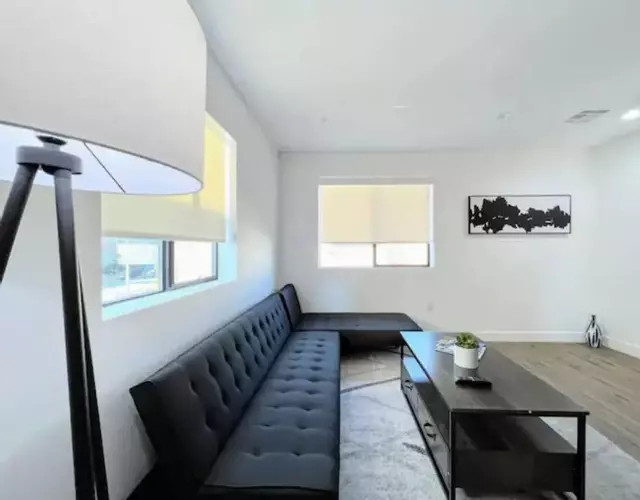 4BR Townhouse in KoreaTown