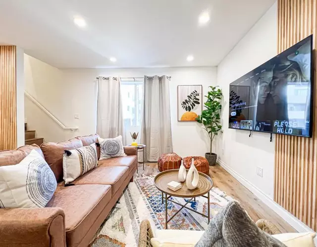 Comfy 2-bedroom home in Hollywood