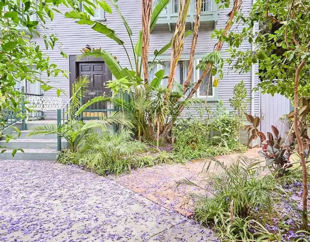 The Hollywood Homestay