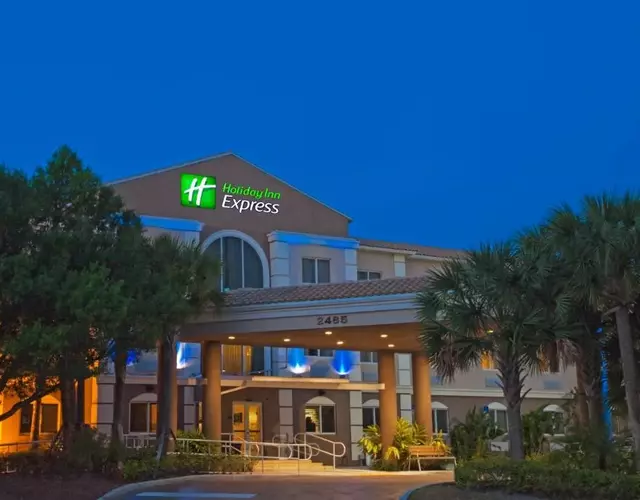 Holiday Inn Express West Palm Beach Metrocentre by IHG