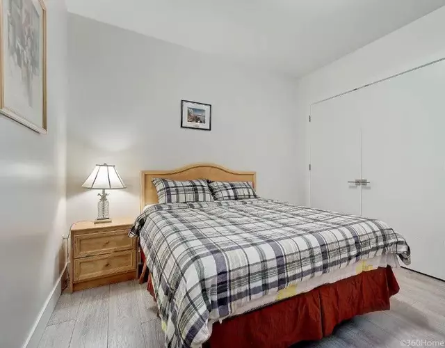 D Peaceful Stay in Queen Room -Dedicated Bathroom