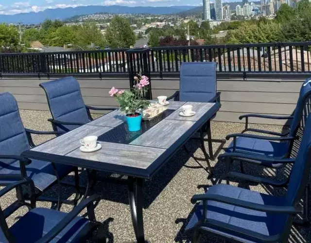 Six minutes to Rupert station