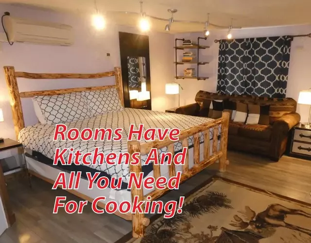 Yellowstone Motel - Adults Only - All rooms have kitchens