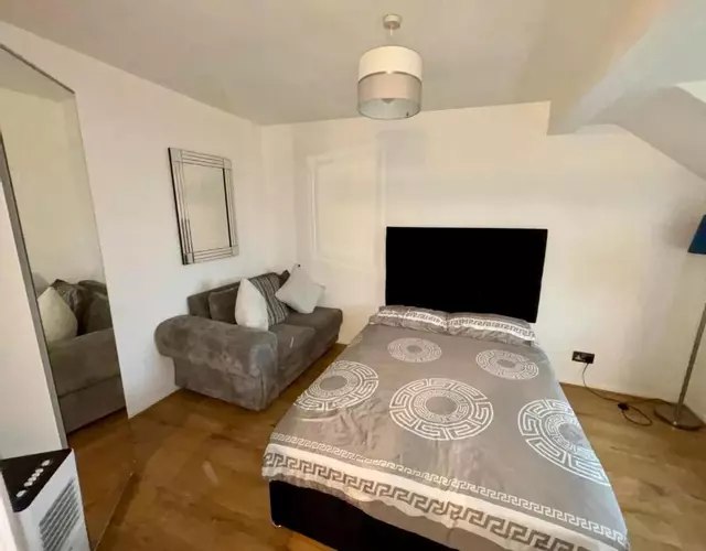 KS Bromley Apartments