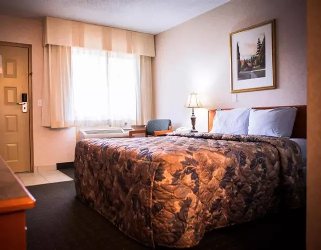 Langley Hwy Hotel