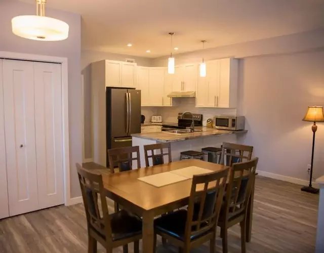 Downtown Whitehorse 4 bedrooms deluxe condo