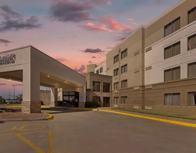 Comfort Inn & Suites Wichita Northeast