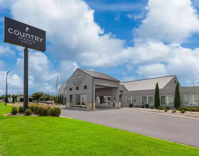 Country Inn & Suites by Radisson, Wichita East, KS