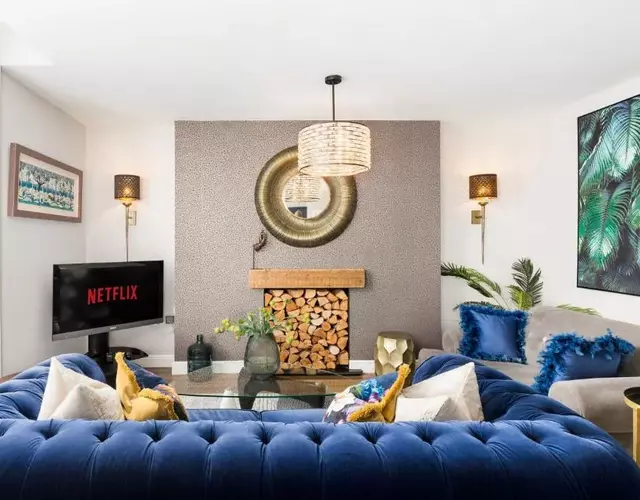 The Shirt Factory Apartments