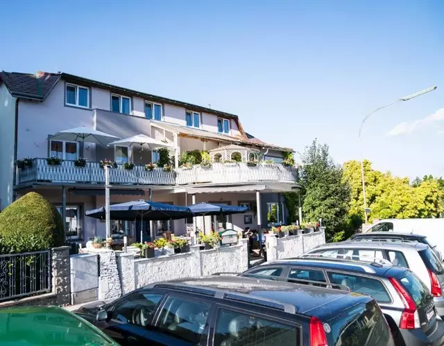 Pension & Restaurant La Amalia