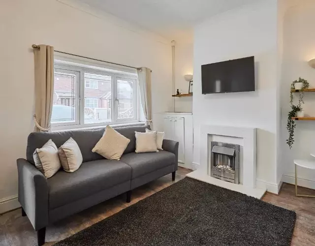 Host & Stay - Church Street