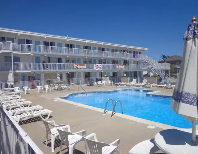 Caprice Motel - Wildwood