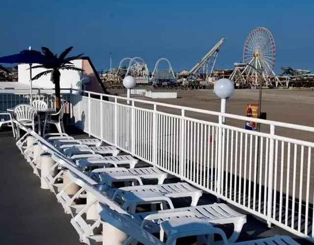 Heart of Wildwood Boardwalk Motel