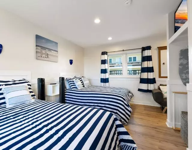 415 E Atlanta Ave, Unit 107