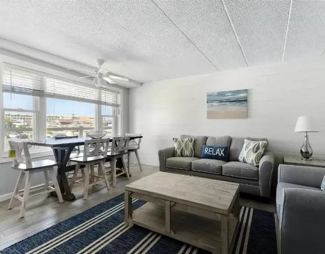 9103 Atlantic Ave, Unit 412