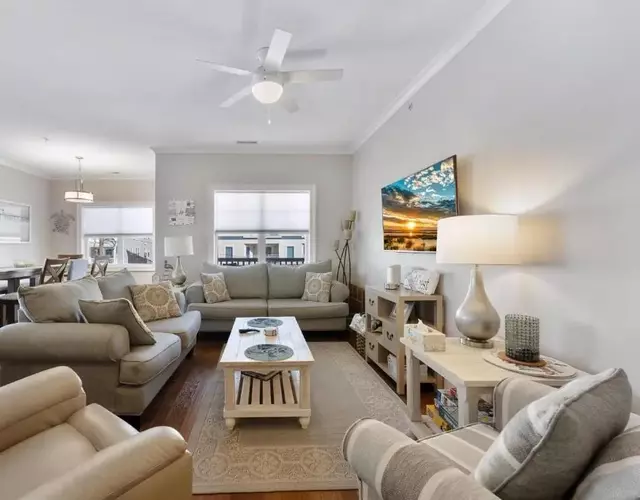 Residence 204N At The Sandcastle Condominiums