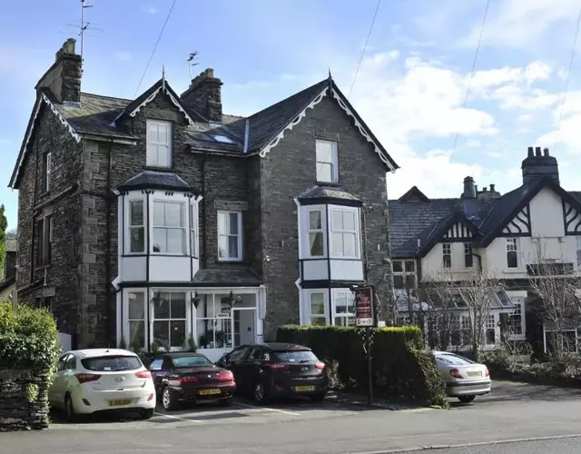 St John's Lodge incl off-site leisure club